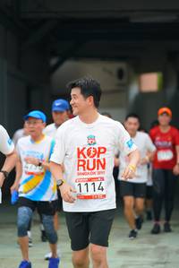 BIB: 2019, 1114
                            <button type="button" onclick="openModal(6055782)" class="btn btn-primary btn-sm float-right btn-popup" data-toggle="modal" data-target=".modal-high-quality">
                        <i class="fas fa-shopping-cart"></i> Add to Cart
                    </button>
                                            <button type="button" onclick="isThisMe(6055782, true)" class="btn btn-success btn-sm float-right btn-popup btn-isme hidden" data-toggle="tooltip" data-placement="bottom" title="นี่คือรูปของคุณใช่ไหม คลิกที่นี่เพื่อเอาเข้าอัลบั้ม">
                        <i class="fas fa-plus"></i> Add to album
                    </button>
                    <button type="button" onclick="isThisMe(6055782, false)" class="btn btn-warning btn-sm float-right btn-popup btn-isnotme hidden">
                        <i class="fas fa-ban"></i> Remove from album
                    </button>