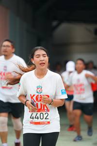 BIB: 4402
                            <button type="button" onclick="openModal(6055856)" class="btn btn-primary btn-sm float-right btn-popup" data-toggle="modal" data-target=".modal-high-quality">
                        <i class="fas fa-shopping-cart"></i> Add to Cart
                    </button>
                                            <button type="button" onclick="isThisMe(6055856, true)" class="btn btn-success btn-sm float-right btn-popup btn-isme hidden" data-toggle="tooltip" data-placement="bottom" title="นี่คือรูปของคุณใช่ไหม คลิกที่นี่เพื่อเอาเข้าอัลบั้ม">
                        <i class="fas fa-plus"></i> Add to album
                    </button>
                    <button type="button" onclick="isThisMe(6055856, false)" class="btn btn-warning btn-sm float-right btn-popup btn-isnotme hidden">
                        <i class="fas fa-ban"></i> Remove from album
                    </button>