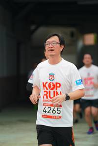 BIB: 4265
                            <button type="button" onclick="openModal(6055678)" class="btn btn-primary btn-sm float-right btn-popup" data-toggle="modal" data-target=".modal-high-quality">
                        <i class="fas fa-shopping-cart"></i> Add to Cart
                    </button>
                                            <button type="button" onclick="isThisMe(6055678, true)" class="btn btn-success btn-sm float-right btn-popup btn-isme hidden" data-toggle="tooltip" data-placement="bottom" title="นี่คือรูปของคุณใช่ไหม คลิกที่นี่เพื่อเอาเข้าอัลบั้ม">
                        <i class="fas fa-plus"></i> Add to album
                    </button>
                    <button type="button" onclick="isThisMe(6055678, false)" class="btn btn-warning btn-sm float-right btn-popup btn-isnotme hidden">
                        <i class="fas fa-ban"></i> Remove from album
                    </button>