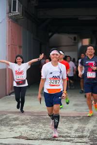 BIB: 1120, 1415, 3287
                            <button type="button" onclick="openModal(6055617)" class="btn btn-primary btn-sm float-right btn-popup" data-toggle="modal" data-target=".modal-high-quality">
                        <i class="fas fa-shopping-cart"></i> Add to Cart
                    </button>
                                            <button type="button" onclick="isThisMe(6055617, true)" class="btn btn-success btn-sm float-right btn-popup btn-isme hidden" data-toggle="tooltip" data-placement="bottom" title="นี่คือรูปของคุณใช่ไหม คลิกที่นี่เพื่อเอาเข้าอัลบั้ม">
                        <i class="fas fa-plus"></i> Add to album
                    </button>
                    <button type="button" onclick="isThisMe(6055617, false)" class="btn btn-warning btn-sm float-right btn-popup btn-isnotme hidden">
                        <i class="fas fa-ban"></i> Remove from album
                    </button>