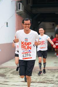 BIB: 3926, 4396
                            <button type="button" onclick="openModal(6059982)" class="btn btn-primary btn-sm float-right btn-popup" data-toggle="modal" data-target=".modal-high-quality">
                        <i class="fas fa-shopping-cart"></i> Add to Cart
                    </button>
                                            <button type="button" onclick="isThisMe(6059982, true)" class="btn btn-success btn-sm float-right btn-popup btn-isme hidden" data-toggle="tooltip" data-placement="bottom" title="นี่คือรูปของคุณใช่ไหม คลิกที่นี่เพื่อเอาเข้าอัลบั้ม">
                        <i class="fas fa-plus"></i> Add to album
                    </button>
                    <button type="button" onclick="isThisMe(6059982, false)" class="btn btn-warning btn-sm float-right btn-popup btn-isnotme hidden">
                        <i class="fas fa-ban"></i> Remove from album
                    </button>