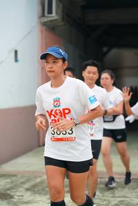 BIB: 3633
                            <button type="button" onclick="openModal(6056053)" class="btn btn-primary btn-sm float-right btn-popup" data-toggle="modal" data-target=".modal-high-quality">
                        <i class="fas fa-shopping-cart"></i> Add to Cart
                    </button>
                                            <button type="button" onclick="isThisMe(6056053, true)" class="btn btn-success btn-sm float-right btn-popup btn-isme hidden" data-toggle="tooltip" data-placement="bottom" title="นี่คือรูปของคุณใช่ไหม คลิกที่นี่เพื่อเอาเข้าอัลบั้ม">
                        <i class="fas fa-plus"></i> Add to album
                    </button>
                    <button type="button" onclick="isThisMe(6056053, false)" class="btn btn-warning btn-sm float-right btn-popup btn-isnotme hidden">
                        <i class="fas fa-ban"></i> Remove from album
                    </button>