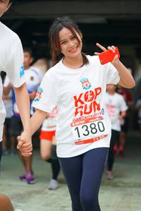 BIB: 20190, 1380
                            <button type="button" onclick="openModal(6055129)" class="btn btn-primary btn-sm float-right btn-popup" data-toggle="modal" data-target=".modal-high-quality">
                        <i class="fas fa-shopping-cart"></i> Add to Cart
                    </button>
                                            <button type="button" onclick="isThisMe(6055129, true)" class="btn btn-success btn-sm float-right btn-popup btn-isme hidden" data-toggle="tooltip" data-placement="bottom" title="นี่คือรูปของคุณใช่ไหม คลิกที่นี่เพื่อเอาเข้าอัลบั้ม">
                        <i class="fas fa-plus"></i> Add to album
                    </button>
                    <button type="button" onclick="isThisMe(6055129, false)" class="btn btn-warning btn-sm float-right btn-popup btn-isnotme hidden">
                        <i class="fas fa-ban"></i> Remove from album
                    </button>