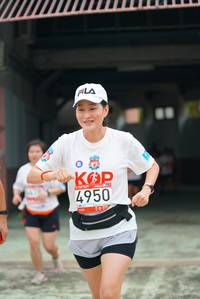 BIB: 4950
                            <button type="button" onclick="openModal(6059743)" class="btn btn-primary btn-sm float-right btn-popup" data-toggle="modal" data-target=".modal-high-quality">
                        <i class="fas fa-shopping-cart"></i> Add to Cart
                    </button>
                                            <button type="button" onclick="isThisMe(6059743, true)" class="btn btn-success btn-sm float-right btn-popup btn-isme hidden" data-toggle="tooltip" data-placement="bottom" title="นี่คือรูปของคุณใช่ไหม คลิกที่นี่เพื่อเอาเข้าอัลบั้ม">
                        <i class="fas fa-plus"></i> Add to album
                    </button>
                    <button type="button" onclick="isThisMe(6059743, false)" class="btn btn-warning btn-sm float-right btn-popup btn-isnotme hidden">
                        <i class="fas fa-ban"></i> Remove from album
                    </button>