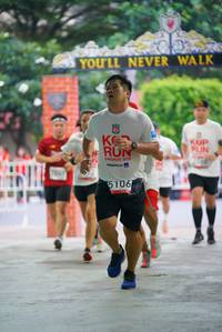 BIB: 201, 5106
                            <button type="button" onclick="openModal(6043216)" class="btn btn-primary btn-sm float-right btn-popup" data-toggle="modal" data-target=".modal-high-quality">
                        <i class="fas fa-shopping-cart"></i> Add to Cart
                    </button>
                                            <button type="button" onclick="isThisMe(6043216, true)" class="btn btn-success btn-sm float-right btn-popup btn-isme hidden" data-toggle="tooltip" data-placement="bottom" title="นี่คือรูปของคุณใช่ไหม คลิกที่นี่เพื่อเอาเข้าอัลบั้ม">
                        <i class="fas fa-plus"></i> Add to album
                    </button>
                    <button type="button" onclick="isThisMe(6043216, false)" class="btn btn-warning btn-sm float-right btn-popup btn-isnotme hidden">
                        <i class="fas fa-ban"></i> Remove from album
                    </button>