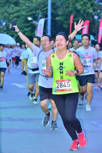 BIB: 7636, 2845
                            <button type="button" onclick="openModal(5955710)" class="btn btn-primary btn-sm float-right btn-popup" data-toggle="modal" data-target=".modal-high-quality">
                        <i class="fas fa-shopping-cart"></i> Add to Cart
                    </button>
                                            <button type="button" onclick="isThisMe(5955710, true)" class="btn btn-success btn-sm float-right btn-popup btn-isme hidden" data-toggle="tooltip" data-placement="bottom" title="นี่คือรูปของคุณใช่ไหม คลิกที่นี่เพื่อเอาเข้าอัลบั้ม">
                        <i class="fas fa-plus"></i> Add to album
                    </button>
                    <button type="button" onclick="isThisMe(5955710, false)" class="btn btn-warning btn-sm float-right btn-popup btn-isnotme hidden">
                        <i class="fas fa-ban"></i> Remove from album
                    </button>