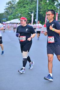 BIB: 3352, 541
                            <button type="button" onclick="openModal(5991886)" class="btn btn-primary btn-sm float-right btn-popup" data-toggle="modal" data-target=".modal-high-quality">
                        <i class="fas fa-shopping-cart"></i> Add to Cart
                    </button>
                                            <button type="button" onclick="isThisMe(5991886, true)" class="btn btn-success btn-sm float-right btn-popup btn-isme hidden" data-toggle="tooltip" data-placement="bottom" title="นี่คือรูปของคุณใช่ไหม คลิกที่นี่เพื่อเอาเข้าอัลบั้ม">
                        <i class="fas fa-plus"></i> Add to album
                    </button>
                    <button type="button" onclick="isThisMe(5991886, false)" class="btn btn-warning btn-sm float-right btn-popup btn-isnotme hidden">
                        <i class="fas fa-ban"></i> Remove from album
                    </button>