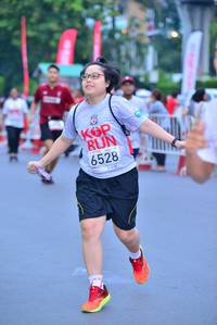 BIB: 6528
                            <button type="button" onclick="openModal(5980227)" class="btn btn-primary btn-sm float-right btn-popup" data-toggle="modal" data-target=".modal-high-quality">
                        <i class="fas fa-shopping-cart"></i> Add to Cart
                    </button>
                                            <button type="button" onclick="isThisMe(5980227, true)" class="btn btn-success btn-sm float-right btn-popup btn-isme hidden" data-toggle="tooltip" data-placement="bottom" title="นี่คือรูปของคุณใช่ไหม คลิกที่นี่เพื่อเอาเข้าอัลบั้ม">
                        <i class="fas fa-plus"></i> Add to album
                    </button>
                    <button type="button" onclick="isThisMe(5980227, false)" class="btn btn-warning btn-sm float-right btn-popup btn-isnotme hidden">
                        <i class="fas fa-ban"></i> Remove from album
                    </button>