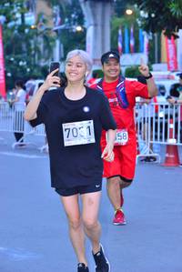 BIB: 7031
                            <button type="button" onclick="openModal(5973987)" class="btn btn-primary btn-sm float-right btn-popup" data-toggle="modal" data-target=".modal-high-quality">
                        <i class="fas fa-shopping-cart"></i> Add to Cart
                    </button>
                                            <button type="button" onclick="isThisMe(5973987, true)" class="btn btn-success btn-sm float-right btn-popup btn-isme hidden" data-toggle="tooltip" data-placement="bottom" title="นี่คือรูปของคุณใช่ไหม คลิกที่นี่เพื่อเอาเข้าอัลบั้ม">
                        <i class="fas fa-plus"></i> Add to album
                    </button>
                    <button type="button" onclick="isThisMe(5973987, false)" class="btn btn-warning btn-sm float-right btn-popup btn-isnotme hidden">
                        <i class="fas fa-ban"></i> Remove from album
                    </button>