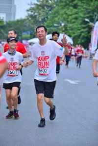 BIB: 2602, 2601
                            <button type="button" onclick="openModal(5994619)" class="btn btn-primary btn-sm float-right btn-popup" data-toggle="modal" data-target=".modal-high-quality">
                        <i class="fas fa-shopping-cart"></i> Add to Cart
                    </button>
                                            <button type="button" onclick="isThisMe(5994619, true)" class="btn btn-success btn-sm float-right btn-popup btn-isme hidden" data-toggle="tooltip" data-placement="bottom" title="นี่คือรูปของคุณใช่ไหม คลิกที่นี่เพื่อเอาเข้าอัลบั้ม">
                        <i class="fas fa-plus"></i> Add to album
                    </button>
                    <button type="button" onclick="isThisMe(5994619, false)" class="btn btn-warning btn-sm float-right btn-popup btn-isnotme hidden">
                        <i class="fas fa-ban"></i> Remove from album
                    </button>