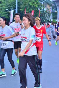 BIB: 249, 8335
                            <button type="button" onclick="openModal(5977701)" class="btn btn-primary btn-sm float-right btn-popup" data-toggle="modal" data-target=".modal-high-quality">
                        <i class="fas fa-shopping-cart"></i> Add to Cart
                    </button>
                                            <button type="button" onclick="isThisMe(5977701, true)" class="btn btn-success btn-sm float-right btn-popup btn-isme hidden" data-toggle="tooltip" data-placement="bottom" title="นี่คือรูปของคุณใช่ไหม คลิกที่นี่เพื่อเอาเข้าอัลบั้ม">
                        <i class="fas fa-plus"></i> Add to album
                    </button>
                    <button type="button" onclick="isThisMe(5977701, false)" class="btn btn-warning btn-sm float-right btn-popup btn-isnotme hidden">
                        <i class="fas fa-ban"></i> Remove from album
                    </button>