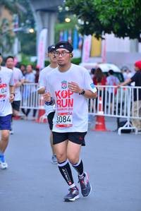 BIB: 040, 219, 3084
                            <button type="button" onclick="openModal(5987470)" class="btn btn-primary btn-sm float-right btn-popup" data-toggle="modal" data-target=".modal-high-quality">
                        <i class="fas fa-shopping-cart"></i> Add to Cart
                    </button>
                                            <button type="button" onclick="isThisMe(5987470, true)" class="btn btn-success btn-sm float-right btn-popup btn-isme hidden" data-toggle="tooltip" data-placement="bottom" title="นี่คือรูปของคุณใช่ไหม คลิกที่นี่เพื่อเอาเข้าอัลบั้ม">
                        <i class="fas fa-plus"></i> Add to album
                    </button>
                    <button type="button" onclick="isThisMe(5987470, false)" class="btn btn-warning btn-sm float-right btn-popup btn-isnotme hidden">
                        <i class="fas fa-ban"></i> Remove from album
                    </button>