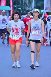 BIB: 1791, 1792
                            <button type="button" onclick="openModal(5973688)" class="btn btn-primary btn-sm float-right btn-popup" data-toggle="modal" data-target=".modal-high-quality">
                        <i class="fas fa-shopping-cart"></i> Add to Cart
                    </button>
                                            <button type="button" onclick="isThisMe(5973688, true)" class="btn btn-success btn-sm float-right btn-popup btn-isme hidden" data-toggle="tooltip" data-placement="bottom" title="นี่คือรูปของคุณใช่ไหม คลิกที่นี่เพื่อเอาเข้าอัลบั้ม">
                        <i class="fas fa-plus"></i> Add to album
                    </button>
                    <button type="button" onclick="isThisMe(5973688, false)" class="btn btn-warning btn-sm float-right btn-popup btn-isnotme hidden">
                        <i class="fas fa-ban"></i> Remove from album
                    </button>