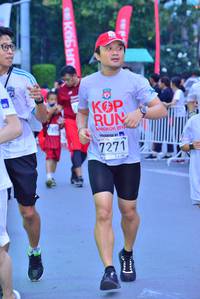 BIB: 201, 7271
                            <button type="button" onclick="openModal(5975138)" class="btn btn-primary btn-sm float-right btn-popup" data-toggle="modal" data-target=".modal-high-quality">
                        <i class="fas fa-shopping-cart"></i> Add to Cart
                    </button>
                                            <button type="button" onclick="isThisMe(5975138, true)" class="btn btn-success btn-sm float-right btn-popup btn-isme hidden" data-toggle="tooltip" data-placement="bottom" title="นี่คือรูปของคุณใช่ไหม คลิกที่นี่เพื่อเอาเข้าอัลบั้ม">
                        <i class="fas fa-plus"></i> Add to album
                    </button>
                    <button type="button" onclick="isThisMe(5975138, false)" class="btn btn-warning btn-sm float-right btn-popup btn-isnotme hidden">
                        <i class="fas fa-ban"></i> Remove from album
                    </button>