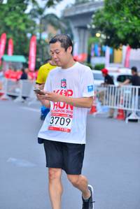 BIB: 2019, 3709
                            <button type="button" onclick="openModal(5993431)" class="btn btn-primary btn-sm float-right btn-popup" data-toggle="modal" data-target=".modal-high-quality">
                        <i class="fas fa-shopping-cart"></i> Add to Cart
                    </button>
                                            <button type="button" onclick="isThisMe(5993431, true)" class="btn btn-success btn-sm float-right btn-popup btn-isme hidden" data-toggle="tooltip" data-placement="bottom" title="นี่คือรูปของคุณใช่ไหม คลิกที่นี่เพื่อเอาเข้าอัลบั้ม">
                        <i class="fas fa-plus"></i> Add to album
                    </button>
                    <button type="button" onclick="isThisMe(5993431, false)" class="btn btn-warning btn-sm float-right btn-popup btn-isnotme hidden">
                        <i class="fas fa-ban"></i> Remove from album
                    </button>