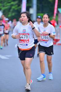 BIB: 478, 1284
                            <button type="button" onclick="openModal(5992616)" class="btn btn-primary btn-sm float-right btn-popup" data-toggle="modal" data-target=".modal-high-quality">
                        <i class="fas fa-shopping-cart"></i> Add to Cart
                    </button>
                                            <button type="button" onclick="isThisMe(5992616, true)" class="btn btn-success btn-sm float-right btn-popup btn-isme hidden" data-toggle="tooltip" data-placement="bottom" title="นี่คือรูปของคุณใช่ไหม คลิกที่นี่เพื่อเอาเข้าอัลบั้ม">
                        <i class="fas fa-plus"></i> Add to album
                    </button>
                    <button type="button" onclick="isThisMe(5992616, false)" class="btn btn-warning btn-sm float-right btn-popup btn-isnotme hidden">
                        <i class="fas fa-ban"></i> Remove from album
                    </button>