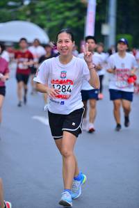 BIB: 1284
                            <button type="button" onclick="openModal(5992629)" class="btn btn-primary btn-sm float-right btn-popup" data-toggle="modal" data-target=".modal-high-quality">
                        <i class="fas fa-shopping-cart"></i> Add to Cart
                    </button>
                                            <button type="button" onclick="isThisMe(5992629, true)" class="btn btn-success btn-sm float-right btn-popup btn-isme hidden" data-toggle="tooltip" data-placement="bottom" title="นี่คือรูปของคุณใช่ไหม คลิกที่นี่เพื่อเอาเข้าอัลบั้ม">
                        <i class="fas fa-plus"></i> Add to album
                    </button>
                    <button type="button" onclick="isThisMe(5992629, false)" class="btn btn-warning btn-sm float-right btn-popup btn-isnotme hidden">
                        <i class="fas fa-ban"></i> Remove from album
                    </button>