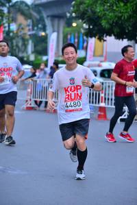 BIB: 4480
                            <button type="button" onclick="openModal(5987553)" class="btn btn-primary btn-sm float-right btn-popup" data-toggle="modal" data-target=".modal-high-quality">
                        <i class="fas fa-shopping-cart"></i> Add to Cart
                    </button>
                                            <button type="button" onclick="isThisMe(5987553, true)" class="btn btn-success btn-sm float-right btn-popup btn-isme hidden" data-toggle="tooltip" data-placement="bottom" title="นี่คือรูปของคุณใช่ไหม คลิกที่นี่เพื่อเอาเข้าอัลบั้ม">
                        <i class="fas fa-plus"></i> Add to album
                    </button>
                    <button type="button" onclick="isThisMe(5987553, false)" class="btn btn-warning btn-sm float-right btn-popup btn-isnotme hidden">
                        <i class="fas fa-ban"></i> Remove from album
                    </button>