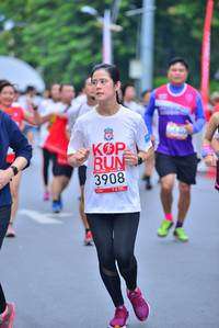 BIB: 3908
                            <button type="button" onclick="openModal(5996580)" class="btn btn-primary btn-sm float-right btn-popup" data-toggle="modal" data-target=".modal-high-quality">
                        <i class="fas fa-shopping-cart"></i> Add to Cart
                    </button>
                                            <button type="button" onclick="isThisMe(5996580, true)" class="btn btn-success btn-sm float-right btn-popup btn-isme hidden" data-toggle="tooltip" data-placement="bottom" title="นี่คือรูปของคุณใช่ไหม คลิกที่นี่เพื่อเอาเข้าอัลบั้ม">
                        <i class="fas fa-plus"></i> Add to album
                    </button>
                    <button type="button" onclick="isThisMe(5996580, false)" class="btn btn-warning btn-sm float-right btn-popup btn-isnotme hidden">
                        <i class="fas fa-ban"></i> Remove from album
                    </button>