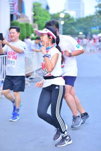 BIB: 595, 825
                            <button type="button" onclick="openModal(5985220)" class="btn btn-primary btn-sm float-right btn-popup" data-toggle="modal" data-target=".modal-high-quality">
                        <i class="fas fa-shopping-cart"></i> Add to Cart
                    </button>
                                            <button type="button" onclick="isThisMe(5985220, true)" class="btn btn-success btn-sm float-right btn-popup btn-isme hidden" data-toggle="tooltip" data-placement="bottom" title="นี่คือรูปของคุณใช่ไหม คลิกที่นี่เพื่อเอาเข้าอัลบั้ม">
                        <i class="fas fa-plus"></i> Add to album
                    </button>
                    <button type="button" onclick="isThisMe(5985220, false)" class="btn btn-warning btn-sm float-right btn-popup btn-isnotme hidden">
                        <i class="fas fa-ban"></i> Remove from album
                    </button>