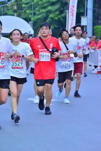 BIB: 7915, 3529, 6258
                            <button type="button" onclick="openModal(5977139)" class="btn btn-primary btn-sm float-right btn-popup" data-toggle="modal" data-target=".modal-high-quality">
                        <i class="fas fa-shopping-cart"></i> Add to Cart
                    </button>
                                            <button type="button" onclick="isThisMe(5977139, true)" class="btn btn-success btn-sm float-right btn-popup btn-isme hidden" data-toggle="tooltip" data-placement="bottom" title="นี่คือรูปของคุณใช่ไหม คลิกที่นี่เพื่อเอาเข้าอัลบั้ม">
                        <i class="fas fa-plus"></i> Add to album
                    </button>
                    <button type="button" onclick="isThisMe(5977139, false)" class="btn btn-warning btn-sm float-right btn-popup btn-isnotme hidden">
                        <i class="fas fa-ban"></i> Remove from album
                    </button>