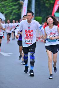 BIB: 2122, 2019, 1933
                            <button type="button" onclick="openModal(5994688)" class="btn btn-primary btn-sm float-right btn-popup" data-toggle="modal" data-target=".modal-high-quality">
                        <i class="fas fa-shopping-cart"></i> Add to Cart
                    </button>
                                            <button type="button" onclick="isThisMe(5994688, true)" class="btn btn-success btn-sm float-right btn-popup btn-isme hidden" data-toggle="tooltip" data-placement="bottom" title="นี่คือรูปของคุณใช่ไหม คลิกที่นี่เพื่อเอาเข้าอัลบั้ม">
                        <i class="fas fa-plus"></i> Add to album
                    </button>
                    <button type="button" onclick="isThisMe(5994688, false)" class="btn btn-warning btn-sm float-right btn-popup btn-isnotme hidden">
                        <i class="fas fa-ban"></i> Remove from album
                    </button>