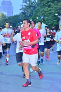 BIB: 4694, 666
                            <button type="button" onclick="openModal(5956362)" class="btn btn-primary btn-sm float-right btn-popup" data-toggle="modal" data-target=".modal-high-quality">
                        <i class="fas fa-shopping-cart"></i> Add to Cart
                    </button>
                                            <button type="button" onclick="isThisMe(5956362, true)" class="btn btn-success btn-sm float-right btn-popup btn-isme hidden" data-toggle="tooltip" data-placement="bottom" title="นี่คือรูปของคุณใช่ไหม คลิกที่นี่เพื่อเอาเข้าอัลบั้ม">
                        <i class="fas fa-plus"></i> Add to album
                    </button>
                    <button type="button" onclick="isThisMe(5956362, false)" class="btn btn-warning btn-sm float-right btn-popup btn-isnotme hidden">
                        <i class="fas fa-ban"></i> Remove from album
                    </button>