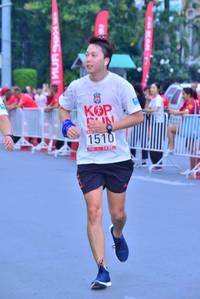 BIB: 1510
                            <button type="button" onclick="openModal(5977927)" class="btn btn-primary btn-sm float-right btn-popup" data-toggle="modal" data-target=".modal-high-quality">
                        <i class="fas fa-shopping-cart"></i> Add to Cart
                    </button>
                                            <button type="button" onclick="isThisMe(5977927, true)" class="btn btn-success btn-sm float-right btn-popup btn-isme hidden" data-toggle="tooltip" data-placement="bottom" title="นี่คือรูปของคุณใช่ไหม คลิกที่นี่เพื่อเอาเข้าอัลบั้ม">
                        <i class="fas fa-plus"></i> Add to album
                    </button>
                    <button type="button" onclick="isThisMe(5977927, false)" class="btn btn-warning btn-sm float-right btn-popup btn-isnotme hidden">
                        <i class="fas fa-ban"></i> Remove from album
                    </button>