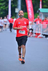 BIB: 3091
                            <button type="button" onclick="openModal(5992330)" class="btn btn-primary btn-sm float-right btn-popup" data-toggle="modal" data-target=".modal-high-quality">
                        <i class="fas fa-shopping-cart"></i> Add to Cart
                    </button>
                                            <button type="button" onclick="isThisMe(5992330, true)" class="btn btn-success btn-sm float-right btn-popup btn-isme hidden" data-toggle="tooltip" data-placement="bottom" title="นี่คือรูปของคุณใช่ไหม คลิกที่นี่เพื่อเอาเข้าอัลบั้ม">
                        <i class="fas fa-plus"></i> Add to album
                    </button>
                    <button type="button" onclick="isThisMe(5992330, false)" class="btn btn-warning btn-sm float-right btn-popup btn-isnotme hidden">
                        <i class="fas fa-ban"></i> Remove from album
                    </button>