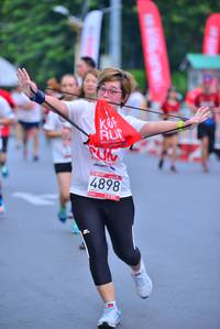 BIB: 4898
                            <button type="button" onclick="openModal(5990246)" class="btn btn-primary btn-sm float-right btn-popup" data-toggle="modal" data-target=".modal-high-quality">
                        <i class="fas fa-shopping-cart"></i> Add to Cart
                    </button>
                                            <button type="button" onclick="isThisMe(5990246, true)" class="btn btn-success btn-sm float-right btn-popup btn-isme hidden" data-toggle="tooltip" data-placement="bottom" title="นี่คือรูปของคุณใช่ไหม คลิกที่นี่เพื่อเอาเข้าอัลบั้ม">
                        <i class="fas fa-plus"></i> Add to album
                    </button>
                    <button type="button" onclick="isThisMe(5990246, false)" class="btn btn-warning btn-sm float-right btn-popup btn-isnotme hidden">
                        <i class="fas fa-ban"></i> Remove from album
                    </button>