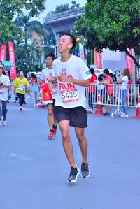 BIB: 5435
                            <button type="button" onclick="openModal(5975654)" class="btn btn-primary btn-sm float-right btn-popup" data-toggle="modal" data-target=".modal-high-quality">
                        <i class="fas fa-shopping-cart"></i> Add to Cart
                    </button>
                                            <button type="button" onclick="isThisMe(5975654, true)" class="btn btn-success btn-sm float-right btn-popup btn-isme hidden" data-toggle="tooltip" data-placement="bottom" title="นี่คือรูปของคุณใช่ไหม คลิกที่นี่เพื่อเอาเข้าอัลบั้ม">
                        <i class="fas fa-plus"></i> Add to album
                    </button>
                    <button type="button" onclick="isThisMe(5975654, false)" class="btn btn-warning btn-sm float-right btn-popup btn-isnotme hidden">
                        <i class="fas fa-ban"></i> Remove from album
                    </button>