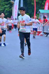 BIB: 009, 5402
                            <button type="button" onclick="openModal(5980136)" class="btn btn-primary btn-sm float-right btn-popup" data-toggle="modal" data-target=".modal-high-quality">
                        <i class="fas fa-shopping-cart"></i> Add to Cart
                    </button>
                                            <button type="button" onclick="isThisMe(5980136, true)" class="btn btn-success btn-sm float-right btn-popup btn-isme hidden" data-toggle="tooltip" data-placement="bottom" title="นี่คือรูปของคุณใช่ไหม คลิกที่นี่เพื่อเอาเข้าอัลบั้ม">
                        <i class="fas fa-plus"></i> Add to album
                    </button>
                    <button type="button" onclick="isThisMe(5980136, false)" class="btn btn-warning btn-sm float-right btn-popup btn-isnotme hidden">
                        <i class="fas fa-ban"></i> Remove from album
                    </button>