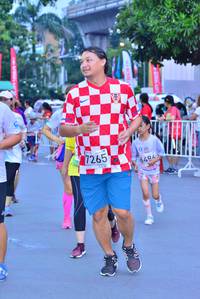 BIB: 7265, 6486
                            <button type="button" onclick="openModal(5975810)" class="btn btn-primary btn-sm float-right btn-popup" data-toggle="modal" data-target=".modal-high-quality">
                        <i class="fas fa-shopping-cart"></i> Add to Cart
                    </button>
                                            <button type="button" onclick="isThisMe(5975810, true)" class="btn btn-success btn-sm float-right btn-popup btn-isme hidden" data-toggle="tooltip" data-placement="bottom" title="นี่คือรูปของคุณใช่ไหม คลิกที่นี่เพื่อเอาเข้าอัลบั้ม">
                        <i class="fas fa-plus"></i> Add to album
                    </button>
                    <button type="button" onclick="isThisMe(5975810, false)" class="btn btn-warning btn-sm float-right btn-popup btn-isnotme hidden">
                        <i class="fas fa-ban"></i> Remove from album
                    </button>