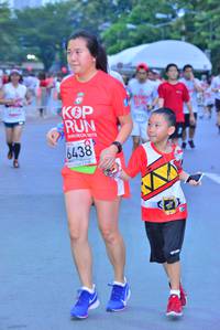 BIB: 019, 6438
                            <button type="button" onclick="openModal(5974676)" class="btn btn-primary btn-sm float-right btn-popup" data-toggle="modal" data-target=".modal-high-quality">
                        <i class="fas fa-shopping-cart"></i> Add to Cart
                    </button>
                                            <button type="button" onclick="isThisMe(5974676, true)" class="btn btn-success btn-sm float-right btn-popup btn-isme hidden" data-toggle="tooltip" data-placement="bottom" title="นี่คือรูปของคุณใช่ไหม คลิกที่นี่เพื่อเอาเข้าอัลบั้ม">
                        <i class="fas fa-plus"></i> Add to album
                    </button>
                    <button type="button" onclick="isThisMe(5974676, false)" class="btn btn-warning btn-sm float-right btn-popup btn-isnotme hidden">
                        <i class="fas fa-ban"></i> Remove from album
                    </button>