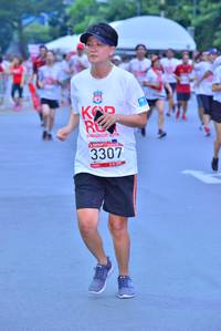 BIB: 201, 3307
                            <button type="button" onclick="openModal(5975387)" class="btn btn-primary btn-sm float-right btn-popup" data-toggle="modal" data-target=".modal-high-quality">
                        <i class="fas fa-shopping-cart"></i> Add to Cart
                    </button>
                                            <button type="button" onclick="isThisMe(5975387, true)" class="btn btn-success btn-sm float-right btn-popup btn-isme hidden" data-toggle="tooltip" data-placement="bottom" title="นี่คือรูปของคุณใช่ไหม คลิกที่นี่เพื่อเอาเข้าอัลบั้ม">
                        <i class="fas fa-plus"></i> Add to album
                    </button>
                    <button type="button" onclick="isThisMe(5975387, false)" class="btn btn-warning btn-sm float-right btn-popup btn-isnotme hidden">
                        <i class="fas fa-ban"></i> Remove from album
                    </button>