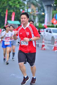 BIB: 4776, 1572
                            <button type="button" onclick="openModal(5993514)" class="btn btn-primary btn-sm float-right btn-popup" data-toggle="modal" data-target=".modal-high-quality">
                        <i class="fas fa-shopping-cart"></i> Add to Cart
                    </button>
                                            <button type="button" onclick="isThisMe(5993514, true)" class="btn btn-success btn-sm float-right btn-popup btn-isme hidden" data-toggle="tooltip" data-placement="bottom" title="นี่คือรูปของคุณใช่ไหม คลิกที่นี่เพื่อเอาเข้าอัลบั้ม">
                        <i class="fas fa-plus"></i> Add to album
                    </button>
                    <button type="button" onclick="isThisMe(5993514, false)" class="btn btn-warning btn-sm float-right btn-popup btn-isnotme hidden">
                        <i class="fas fa-ban"></i> Remove from album
                    </button>