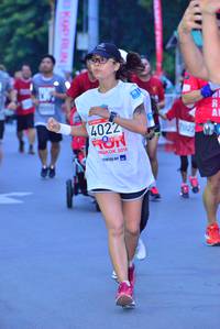 BIB: 4022, 7022, 2019
                            <button type="button" onclick="openModal(5958685)" class="btn btn-primary btn-sm float-right btn-popup" data-toggle="modal" data-target=".modal-high-quality">
                        <i class="fas fa-shopping-cart"></i> Add to Cart
                    </button>
                                            <button type="button" onclick="isThisMe(5958685, true)" class="btn btn-success btn-sm float-right btn-popup btn-isme hidden" data-toggle="tooltip" data-placement="bottom" title="นี่คือรูปของคุณใช่ไหม คลิกที่นี่เพื่อเอาเข้าอัลบั้ม">
                        <i class="fas fa-plus"></i> Add to album
                    </button>
                    <button type="button" onclick="isThisMe(5958685, false)" class="btn btn-warning btn-sm float-right btn-popup btn-isnotme hidden">
                        <i class="fas fa-ban"></i> Remove from album
                    </button>