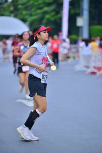 BIB: 829
                            <button type="button" onclick="openModal(5994268)" class="btn btn-primary btn-sm float-right btn-popup" data-toggle="modal" data-target=".modal-high-quality">
                        <i class="fas fa-shopping-cart"></i> Add to Cart
                    </button>
                                            <button type="button" onclick="isThisMe(5994268, true)" class="btn btn-success btn-sm float-right btn-popup btn-isme hidden" data-toggle="tooltip" data-placement="bottom" title="นี่คือรูปของคุณใช่ไหม คลิกที่นี่เพื่อเอาเข้าอัลบั้ม">
                        <i class="fas fa-plus"></i> Add to album
                    </button>
                    <button type="button" onclick="isThisMe(5994268, false)" class="btn btn-warning btn-sm float-right btn-popup btn-isnotme hidden">
                        <i class="fas fa-ban"></i> Remove from album
                    </button>