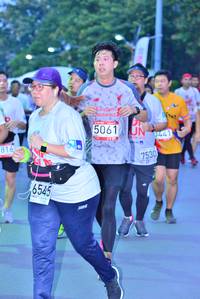 BIB: 5061, 441, 816, 7530, 6545
                            <button type="button" onclick="openModal(5956071)" class="btn btn-primary btn-sm float-right btn-popup" data-toggle="modal" data-target=".modal-high-quality">
                        <i class="fas fa-shopping-cart"></i> Add to Cart
                    </button>
                                            <button type="button" onclick="isThisMe(5956071, true)" class="btn btn-success btn-sm float-right btn-popup btn-isme hidden" data-toggle="tooltip" data-placement="bottom" title="นี่คือรูปของคุณใช่ไหม คลิกที่นี่เพื่อเอาเข้าอัลบั้ม">
                        <i class="fas fa-plus"></i> Add to album
                    </button>
                    <button type="button" onclick="isThisMe(5956071, false)" class="btn btn-warning btn-sm float-right btn-popup btn-isnotme hidden">
                        <i class="fas fa-ban"></i> Remove from album
                    </button>