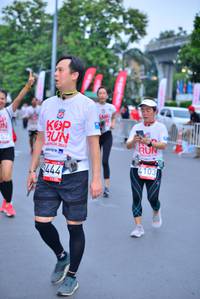 BIB: 2010, 4103, 3444
                            <button type="button" onclick="openModal(5994734)" class="btn btn-primary btn-sm float-right btn-popup" data-toggle="modal" data-target=".modal-high-quality">
                        <i class="fas fa-shopping-cart"></i> Add to Cart
                    </button>
                                            <button type="button" onclick="isThisMe(5994734, true)" class="btn btn-success btn-sm float-right btn-popup btn-isme hidden" data-toggle="tooltip" data-placement="bottom" title="นี่คือรูปของคุณใช่ไหม คลิกที่นี่เพื่อเอาเข้าอัลบั้ม">
                        <i class="fas fa-plus"></i> Add to album
                    </button>
                    <button type="button" onclick="isThisMe(5994734, false)" class="btn btn-warning btn-sm float-right btn-popup btn-isnotme hidden">
                        <i class="fas fa-ban"></i> Remove from album
                    </button>