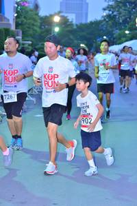 BIB: 7267, 902
                            <button type="button" onclick="openModal(5951719)" class="btn btn-primary btn-sm float-right btn-popup" data-toggle="modal" data-target=".modal-high-quality">
                        <i class="fas fa-shopping-cart"></i> Add to Cart
                    </button>
                                            <button type="button" onclick="isThisMe(5951719, true)" class="btn btn-success btn-sm float-right btn-popup btn-isme hidden" data-toggle="tooltip" data-placement="bottom" title="นี่คือรูปของคุณใช่ไหม คลิกที่นี่เพื่อเอาเข้าอัลบั้ม">
                        <i class="fas fa-plus"></i> Add to album
                    </button>
                    <button type="button" onclick="isThisMe(5951719, false)" class="btn btn-warning btn-sm float-right btn-popup btn-isnotme hidden">
                        <i class="fas fa-ban"></i> Remove from album
                    </button>