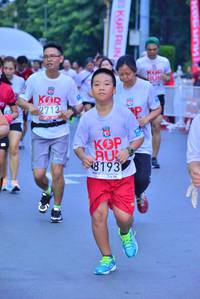 BIB: 2713, 8193
                            <button type="button" onclick="openModal(5973612)" class="btn btn-primary btn-sm float-right btn-popup" data-toggle="modal" data-target=".modal-high-quality">
                        <i class="fas fa-shopping-cart"></i> Add to Cart
                    </button>
                                            <button type="button" onclick="isThisMe(5973612, true)" class="btn btn-success btn-sm float-right btn-popup btn-isme hidden" data-toggle="tooltip" data-placement="bottom" title="นี่คือรูปของคุณใช่ไหม คลิกที่นี่เพื่อเอาเข้าอัลบั้ม">
                        <i class="fas fa-plus"></i> Add to album
                    </button>
                    <button type="button" onclick="isThisMe(5973612, false)" class="btn btn-warning btn-sm float-right btn-popup btn-isnotme hidden">
                        <i class="fas fa-ban"></i> Remove from album
                    </button>