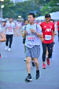 BIB: 8618, 8555, 2019
                            <button type="button" onclick="openModal(5978991)" class="btn btn-primary btn-sm float-right btn-popup" data-toggle="modal" data-target=".modal-high-quality">
                        <i class="fas fa-shopping-cart"></i> Add to Cart
                    </button>
                                            <button type="button" onclick="isThisMe(5978991, true)" class="btn btn-success btn-sm float-right btn-popup btn-isme hidden" data-toggle="tooltip" data-placement="bottom" title="นี่คือรูปของคุณใช่ไหม คลิกที่นี่เพื่อเอาเข้าอัลบั้ม">
                        <i class="fas fa-plus"></i> Add to album
                    </button>
                    <button type="button" onclick="isThisMe(5978991, false)" class="btn btn-warning btn-sm float-right btn-popup btn-isnotme hidden">
                        <i class="fas fa-ban"></i> Remove from album
                    </button>