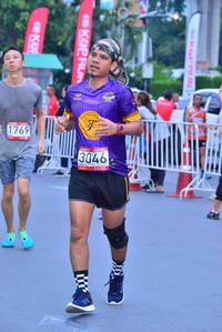 BIB: 1769, 3046
                            <button type="button" onclick="openModal(5978813)" class="btn btn-primary btn-sm float-right btn-popup" data-toggle="modal" data-target=".modal-high-quality">
                        <i class="fas fa-shopping-cart"></i> Add to Cart
                    </button>
                                            <button type="button" onclick="isThisMe(5978813, true)" class="btn btn-success btn-sm float-right btn-popup btn-isme hidden" data-toggle="tooltip" data-placement="bottom" title="นี่คือรูปของคุณใช่ไหม คลิกที่นี่เพื่อเอาเข้าอัลบั้ม">
                        <i class="fas fa-plus"></i> Add to album
                    </button>
                    <button type="button" onclick="isThisMe(5978813, false)" class="btn btn-warning btn-sm float-right btn-popup btn-isnotme hidden">
                        <i class="fas fa-ban"></i> Remove from album
                    </button>