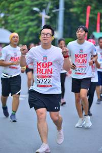 BIB: 4499, 5722
                            <button type="button" onclick="openModal(5996929)" class="btn btn-primary btn-sm float-right btn-popup" data-toggle="modal" data-target=".modal-high-quality">
                        <i class="fas fa-shopping-cart"></i> Add to Cart
                    </button>
                                            <button type="button" onclick="isThisMe(5996929, true)" class="btn btn-success btn-sm float-right btn-popup btn-isme hidden" data-toggle="tooltip" data-placement="bottom" title="นี่คือรูปของคุณใช่ไหม คลิกที่นี่เพื่อเอาเข้าอัลบั้ม">
                        <i class="fas fa-plus"></i> Add to album
                    </button>
                    <button type="button" onclick="isThisMe(5996929, false)" class="btn btn-warning btn-sm float-right btn-popup btn-isnotme hidden">
                        <i class="fas fa-ban"></i> Remove from album
                    </button>