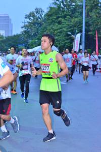 BIB: 2297, 1497
                            <button type="button" onclick="openModal(5972720)" class="btn btn-primary btn-sm float-right btn-popup" data-toggle="modal" data-target=".modal-high-quality">
                        <i class="fas fa-shopping-cart"></i> Add to Cart
                    </button>
                                            <button type="button" onclick="isThisMe(5972720, true)" class="btn btn-success btn-sm float-right btn-popup btn-isme hidden" data-toggle="tooltip" data-placement="bottom" title="นี่คือรูปของคุณใช่ไหม คลิกที่นี่เพื่อเอาเข้าอัลบั้ม">
                        <i class="fas fa-plus"></i> Add to album
                    </button>
                    <button type="button" onclick="isThisMe(5972720, false)" class="btn btn-warning btn-sm float-right btn-popup btn-isnotme hidden">
                        <i class="fas fa-ban"></i> Remove from album
                    </button>