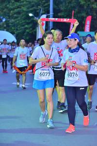 BIB: 7066, 6077, 6076
                            <button type="button" onclick="openModal(5949537)" class="btn btn-primary btn-sm float-right btn-popup" data-toggle="modal" data-target=".modal-high-quality">
                        <i class="fas fa-shopping-cart"></i> Add to Cart
                    </button>
                                            <button type="button" onclick="isThisMe(5949537, true)" class="btn btn-success btn-sm float-right btn-popup btn-isme hidden" data-toggle="tooltip" data-placement="bottom" title="นี่คือรูปของคุณใช่ไหม คลิกที่นี่เพื่อเอาเข้าอัลบั้ม">
                        <i class="fas fa-plus"></i> Add to album
                    </button>
                    <button type="button" onclick="isThisMe(5949537, false)" class="btn btn-warning btn-sm float-right btn-popup btn-isnotme hidden">
                        <i class="fas fa-ban"></i> Remove from album
                    </button>