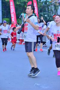 BIB: 
                            <button type="button" onclick="openModal(5975444)" class="btn btn-primary btn-sm float-right btn-popup" data-toggle="modal" data-target=".modal-high-quality">
                        <i class="fas fa-shopping-cart"></i> Add to Cart
                    </button>
                                            <button type="button" onclick="isThisMe(5975444, true)" class="btn btn-success btn-sm float-right btn-popup btn-isme hidden" data-toggle="tooltip" data-placement="bottom" title="นี่คือรูปของคุณใช่ไหม คลิกที่นี่เพื่อเอาเข้าอัลบั้ม">
                        <i class="fas fa-plus"></i> Add to album
                    </button>
                    <button type="button" onclick="isThisMe(5975444, false)" class="btn btn-warning btn-sm float-right btn-popup btn-isnotme hidden">
                        <i class="fas fa-ban"></i> Remove from album
                    </button>