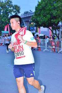 BIB: 2850
                            <button type="button" onclick="openModal(5972464)" class="btn btn-primary btn-sm float-right btn-popup" data-toggle="modal" data-target=".modal-high-quality">
                        <i class="fas fa-shopping-cart"></i> Add to Cart
                    </button>
                                            <button type="button" onclick="isThisMe(5972464, true)" class="btn btn-success btn-sm float-right btn-popup btn-isme hidden" data-toggle="tooltip" data-placement="bottom" title="นี่คือรูปของคุณใช่ไหม คลิกที่นี่เพื่อเอาเข้าอัลบั้ม">
                        <i class="fas fa-plus"></i> Add to album
                    </button>
                    <button type="button" onclick="isThisMe(5972464, false)" class="btn btn-warning btn-sm float-right btn-popup btn-isnotme hidden">
                        <i class="fas fa-ban"></i> Remove from album
                    </button>