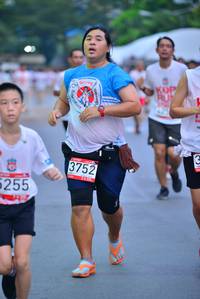 BIB: 3752, 255
                            <button type="button" onclick="openModal(5989553)" class="btn btn-primary btn-sm float-right btn-popup" data-toggle="modal" data-target=".modal-high-quality">
                        <i class="fas fa-shopping-cart"></i> Add to Cart
                    </button>
                                            <button type="button" onclick="isThisMe(5989553, true)" class="btn btn-success btn-sm float-right btn-popup btn-isme hidden" data-toggle="tooltip" data-placement="bottom" title="นี่คือรูปของคุณใช่ไหม คลิกที่นี่เพื่อเอาเข้าอัลบั้ม">
                        <i class="fas fa-plus"></i> Add to album
                    </button>
                    <button type="button" onclick="isThisMe(5989553, false)" class="btn btn-warning btn-sm float-right btn-popup btn-isnotme hidden">
                        <i class="fas fa-ban"></i> Remove from album
                    </button>